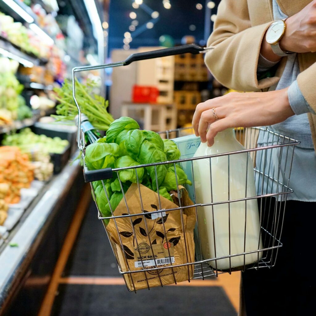 Transforming grocery retail with AI in 5 steps: a strategic roadmap for the future